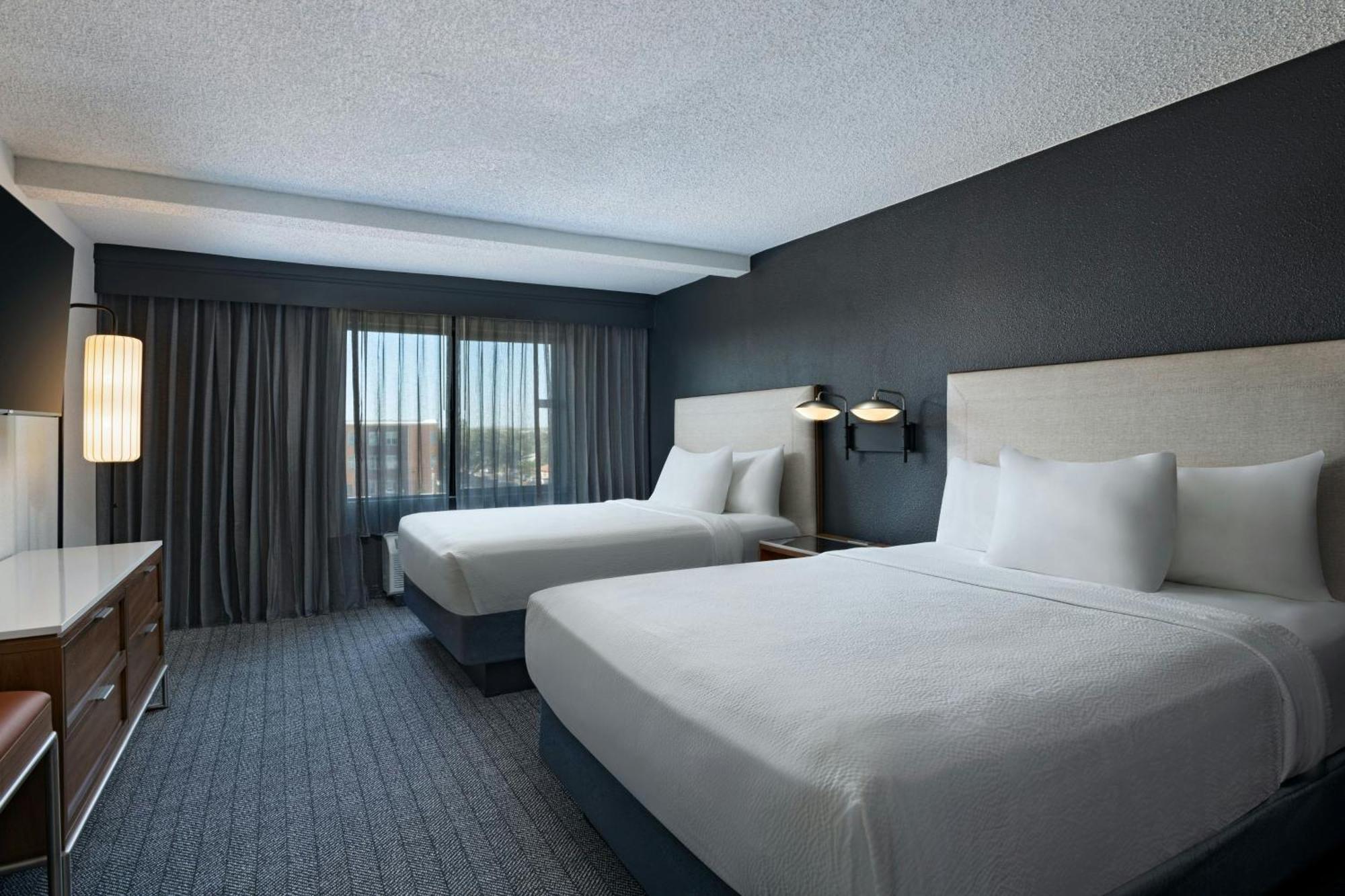 คอร์ทยาร์ด ลาเรโด Hotel ภายนอก รูปภาพ