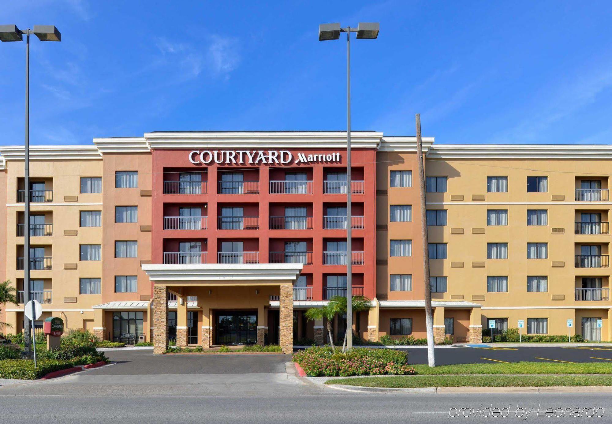 คอร์ทยาร์ด ลาเรโด Hotel ภายนอก รูปภาพ