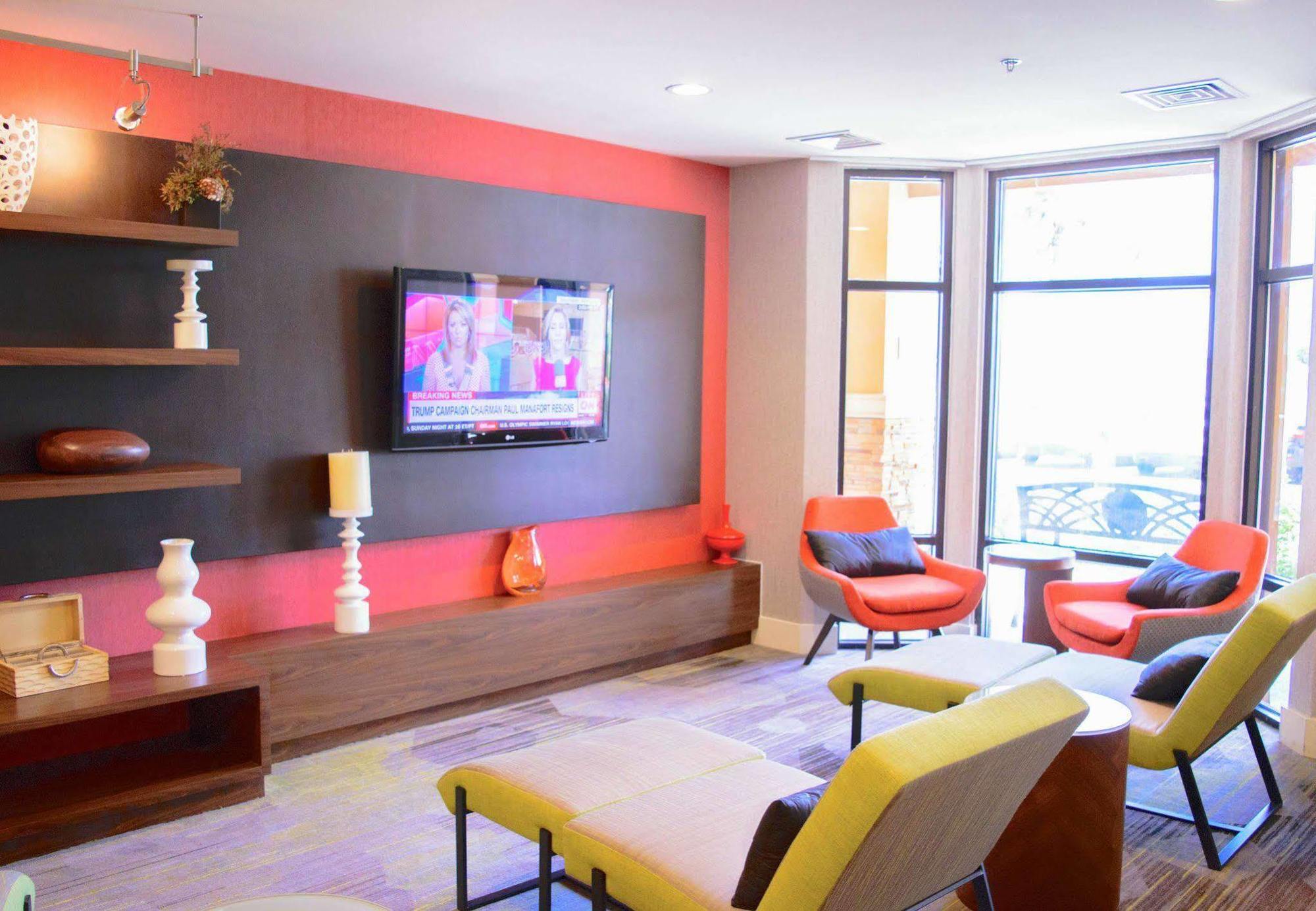 คอร์ทยาร์ด ลาเรโด Hotel ภายนอก รูปภาพ